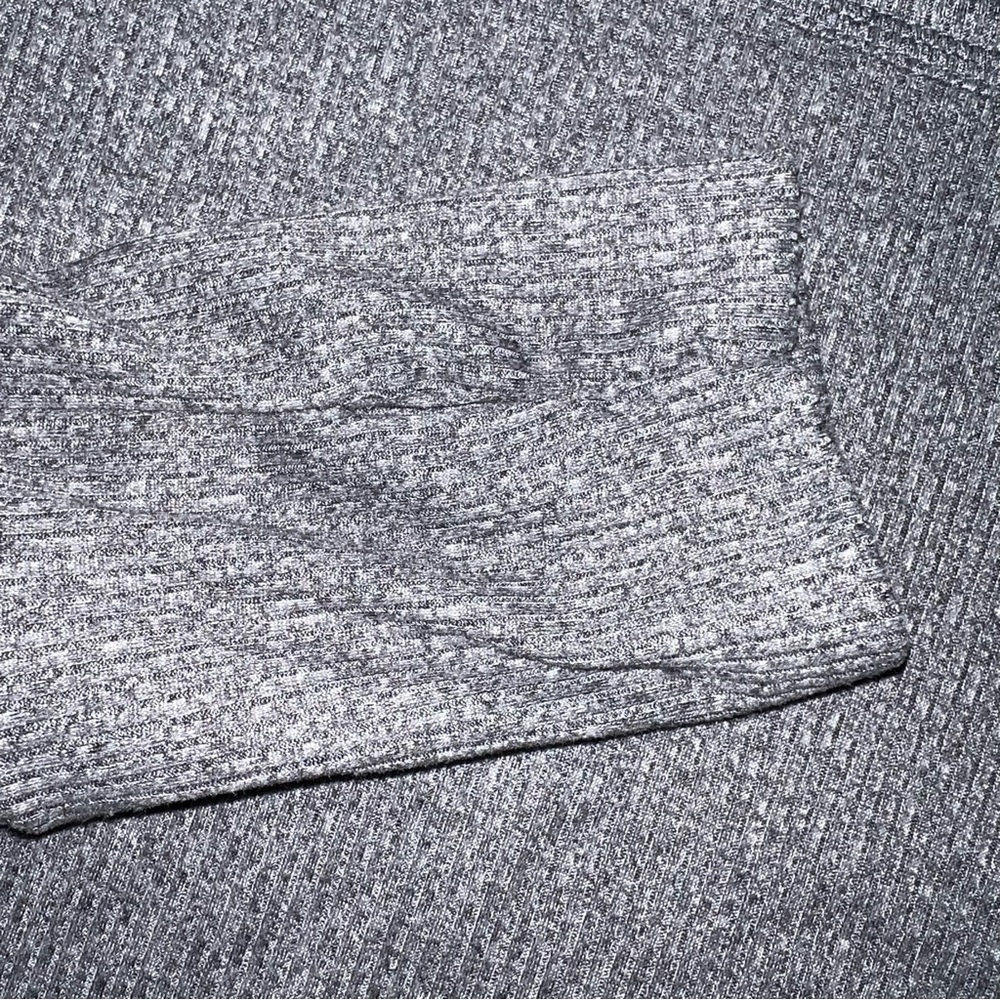 Earthbound XXL Gray Ribbed Top - Picture 6 of 7